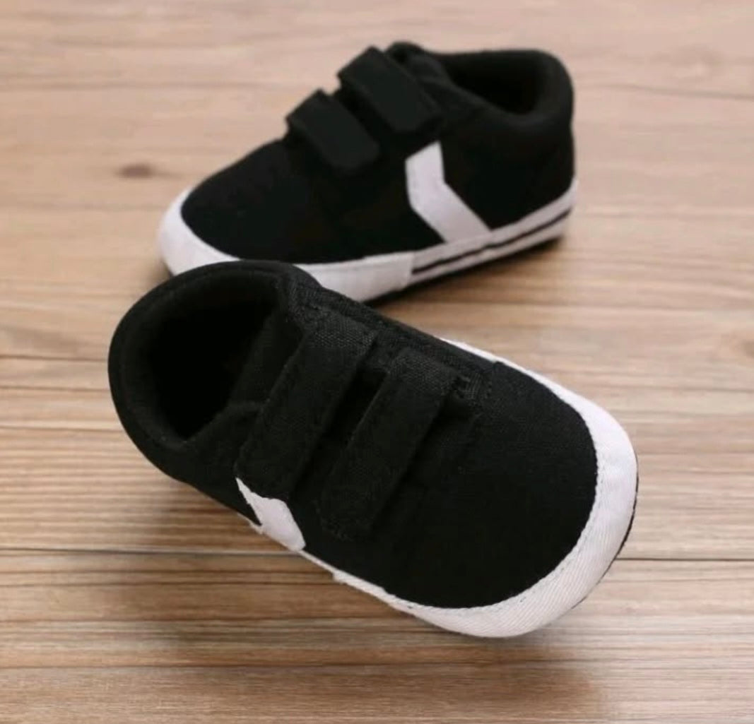 Black Sneakers