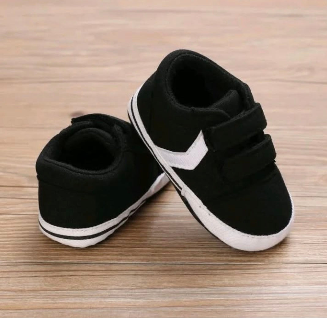 Black Sneakers