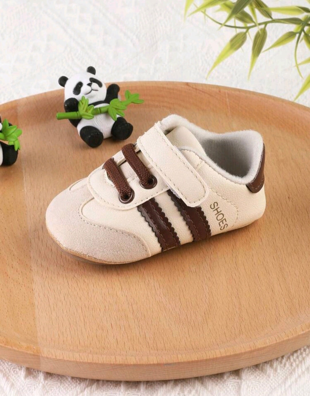 Sneakers with Coffee Brown Stripes