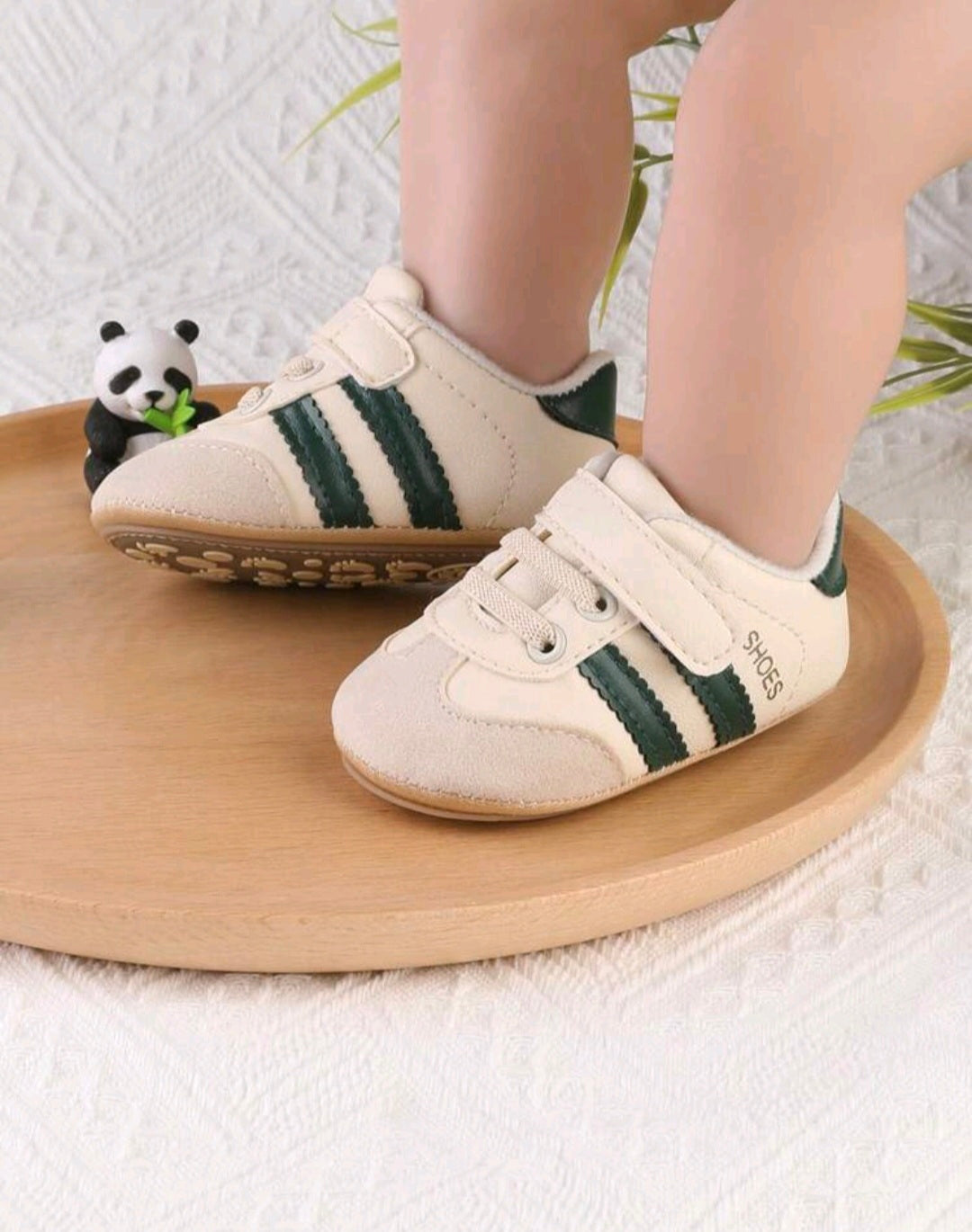 Sneakers with Dark Green Stripes