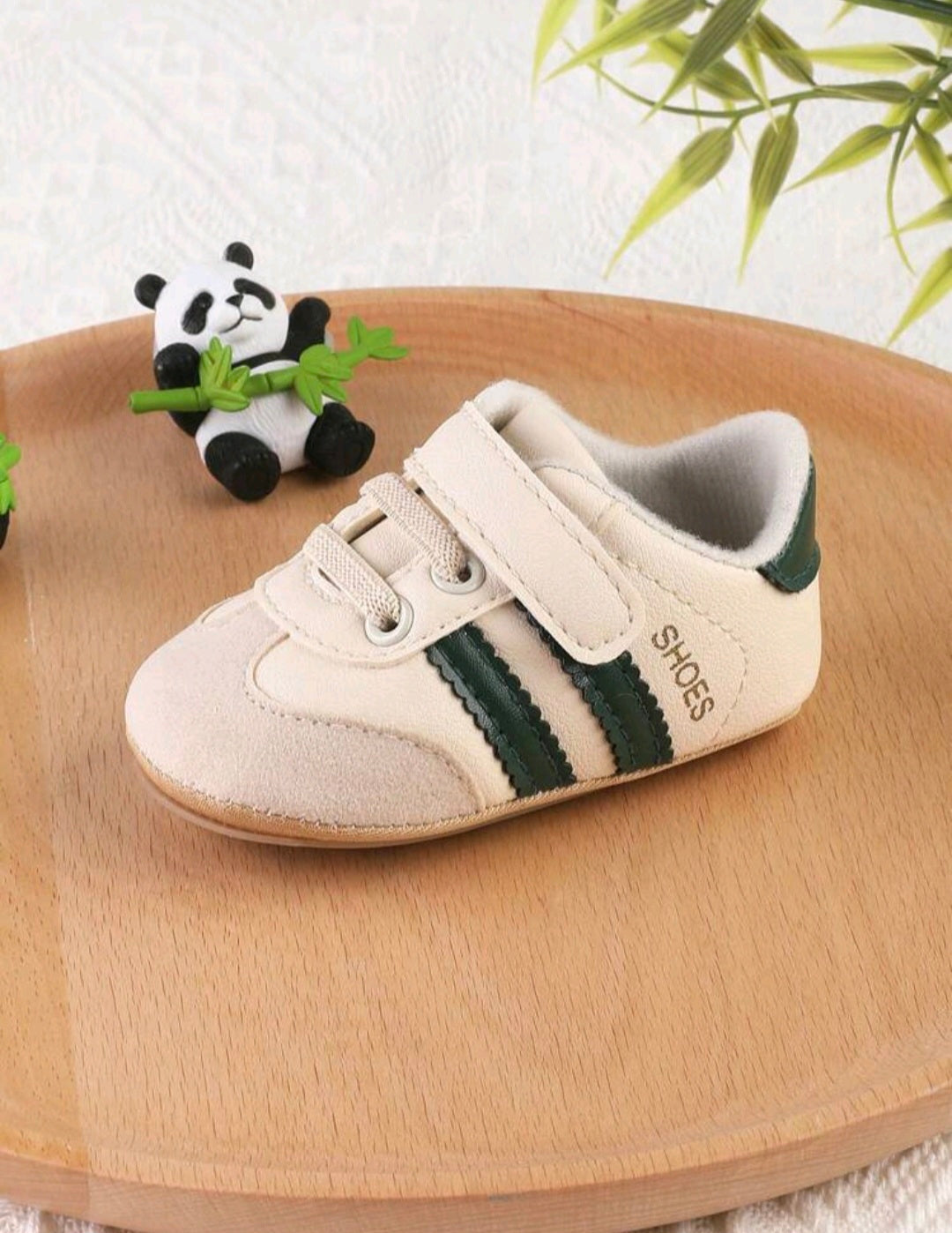 Sneakers with Dark Green Stripes