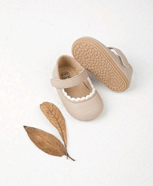 Leather Ballerina - Ecru