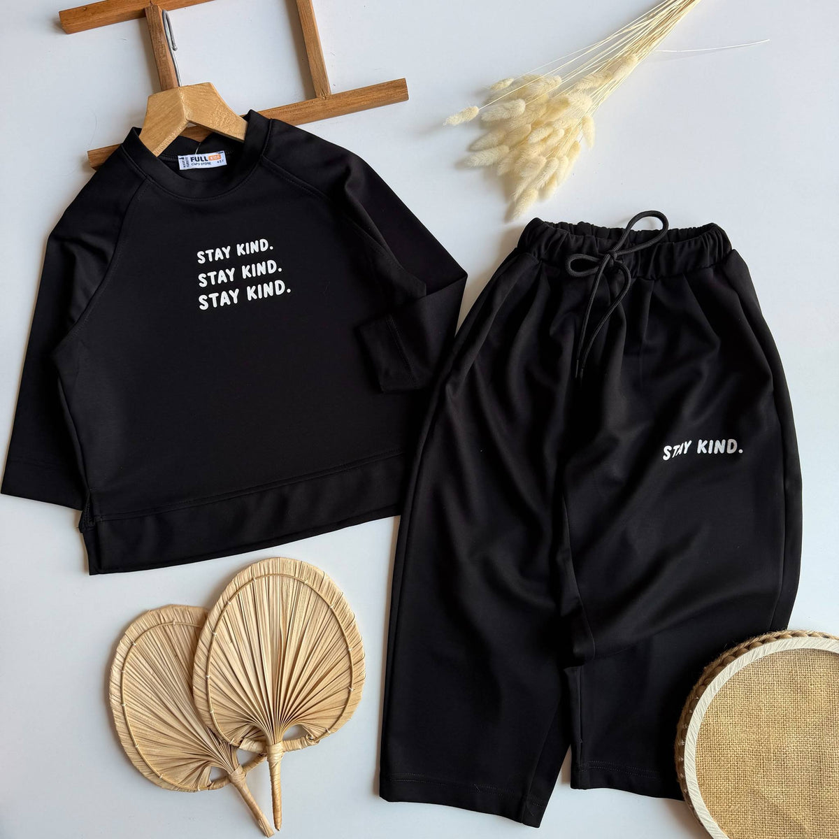 Stay Kind Round Neck Black Set - 3-10Y