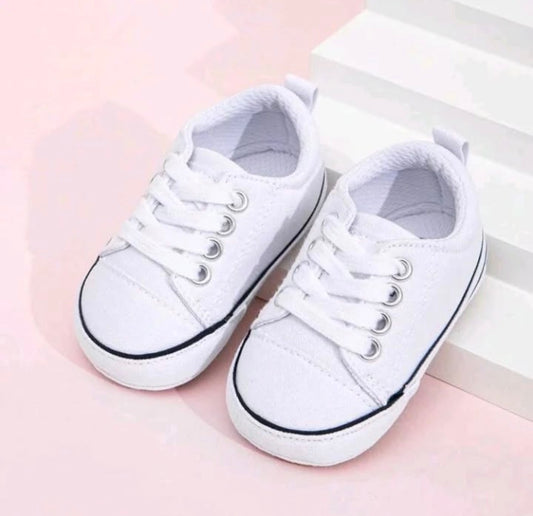 White Sneakers with Laces