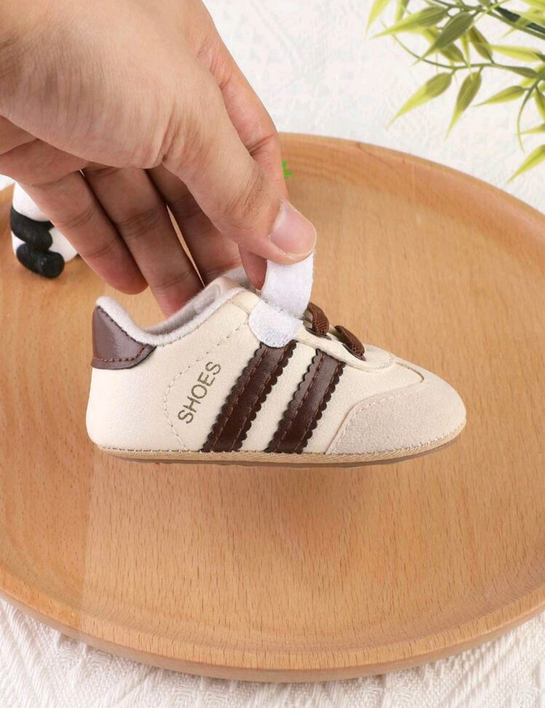 Sneakers with Coffee Brown Stripes