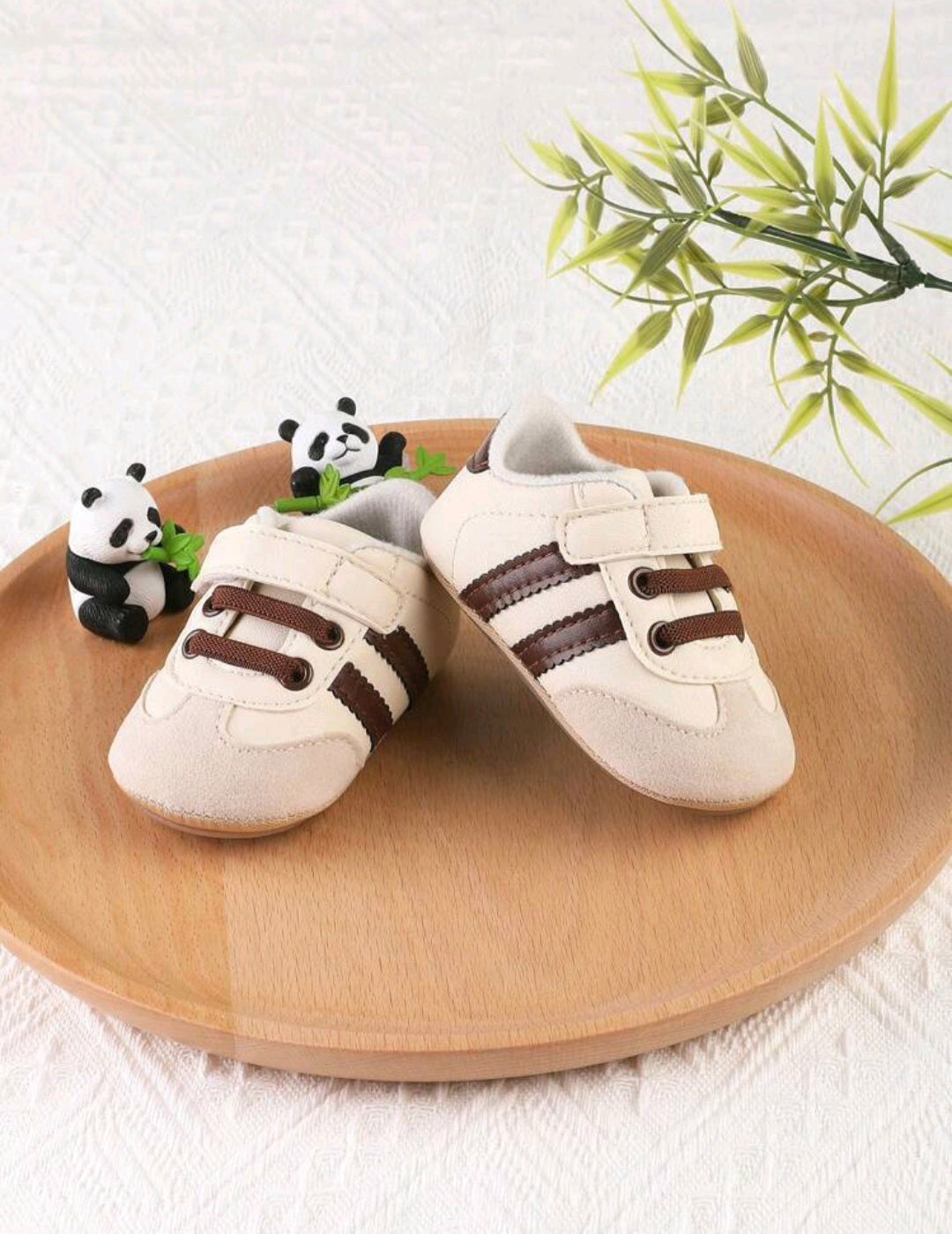 Sneakers with Coffee Brown Stripes