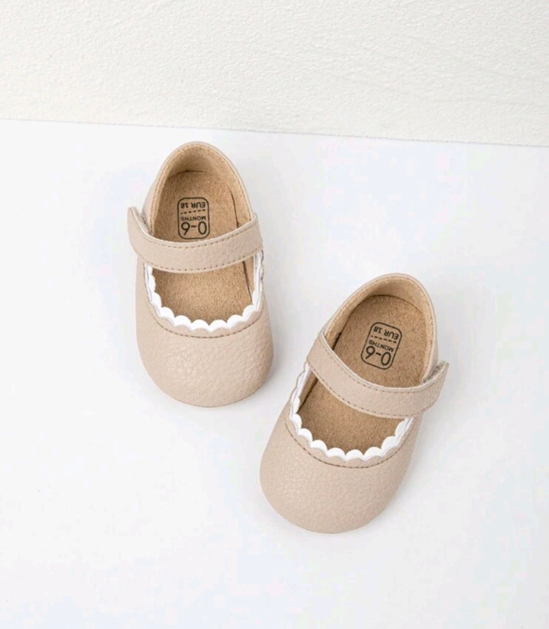 Leather Ballerina - Ecru