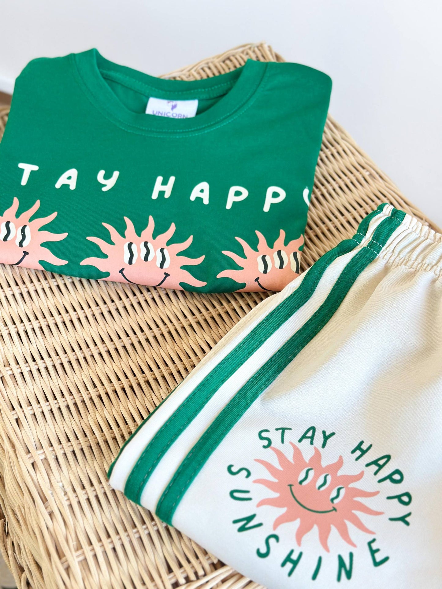 Pants & Tshirt Set - STAY Happy - 2-8Y