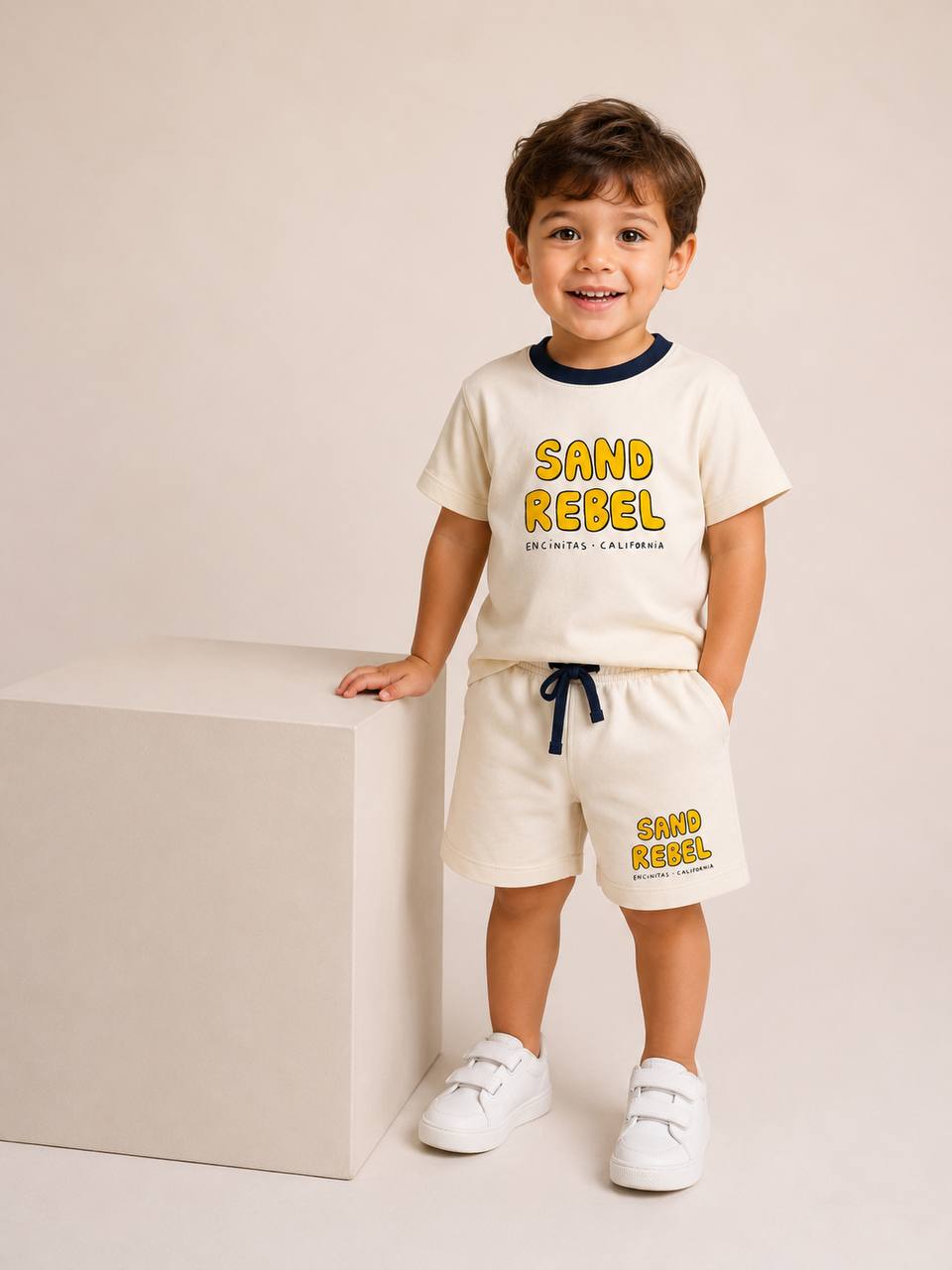 SAND REBELS - Shorts & Tshirt Set - 2-7Y