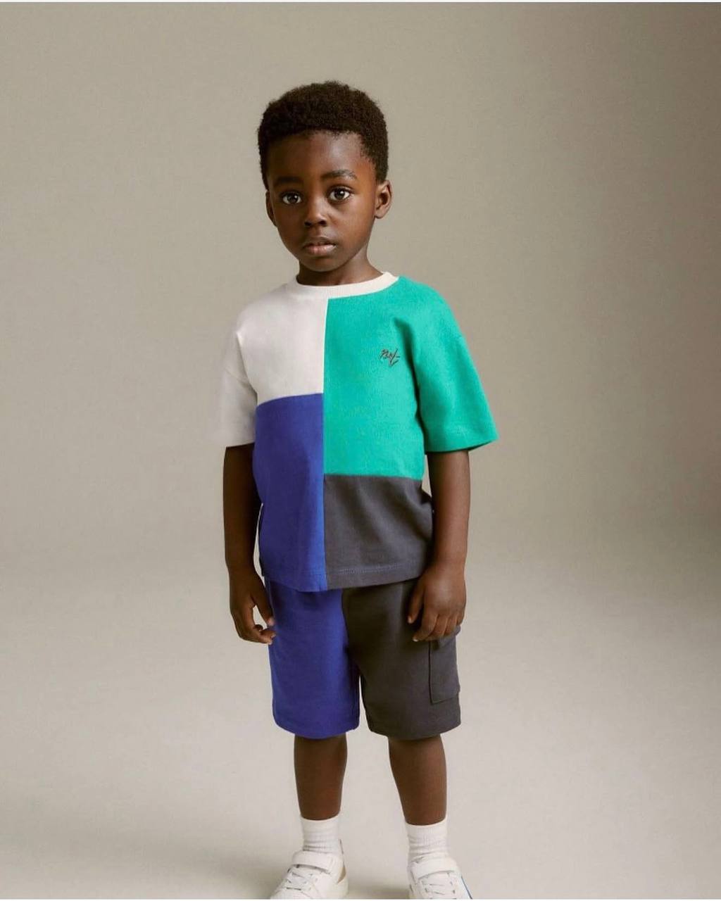 MULTICOLORED Shorts & Tshirt Set - 2-7Y