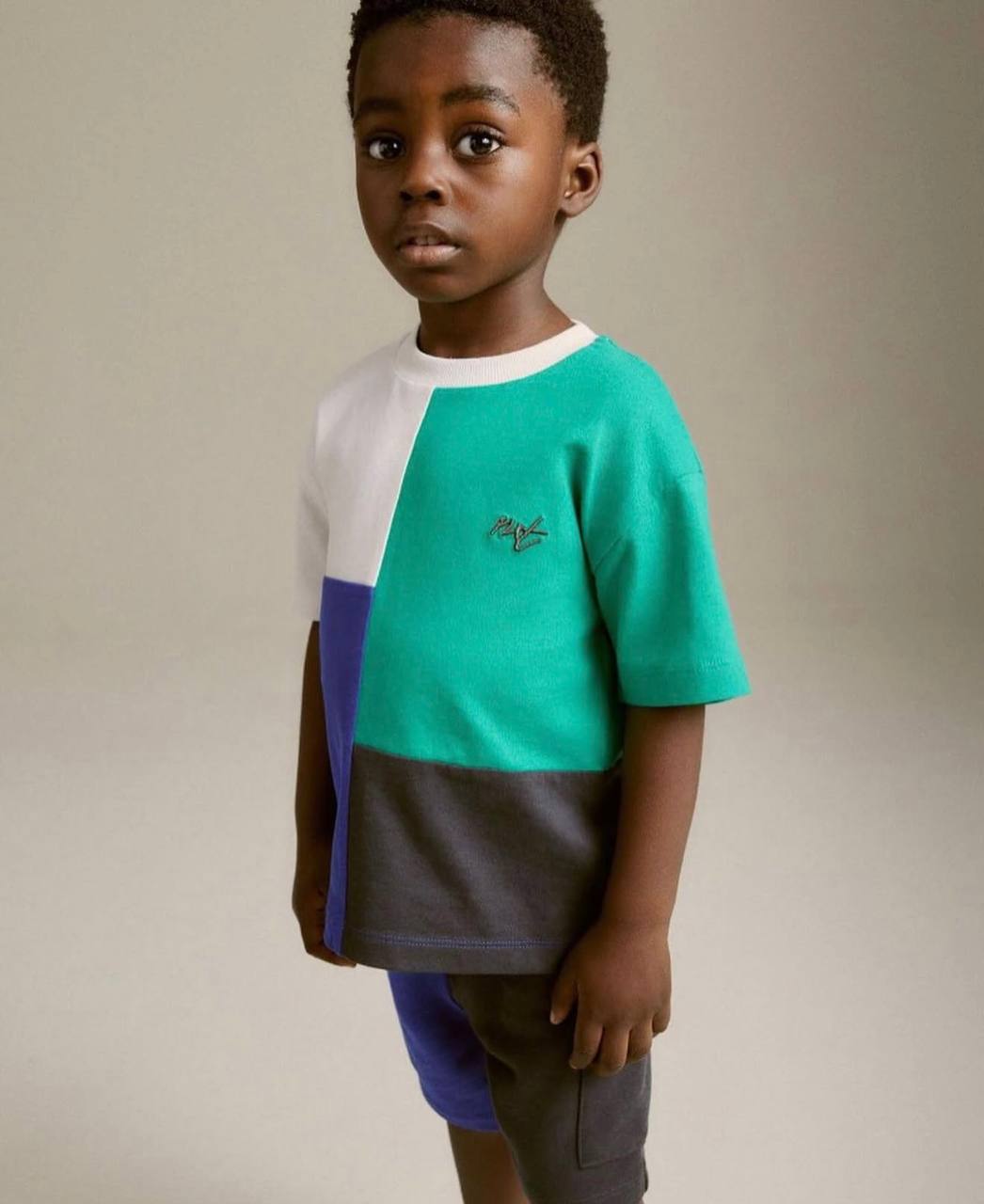 MULTICOLORED Shorts & Tshirt Set - 2-7Y
