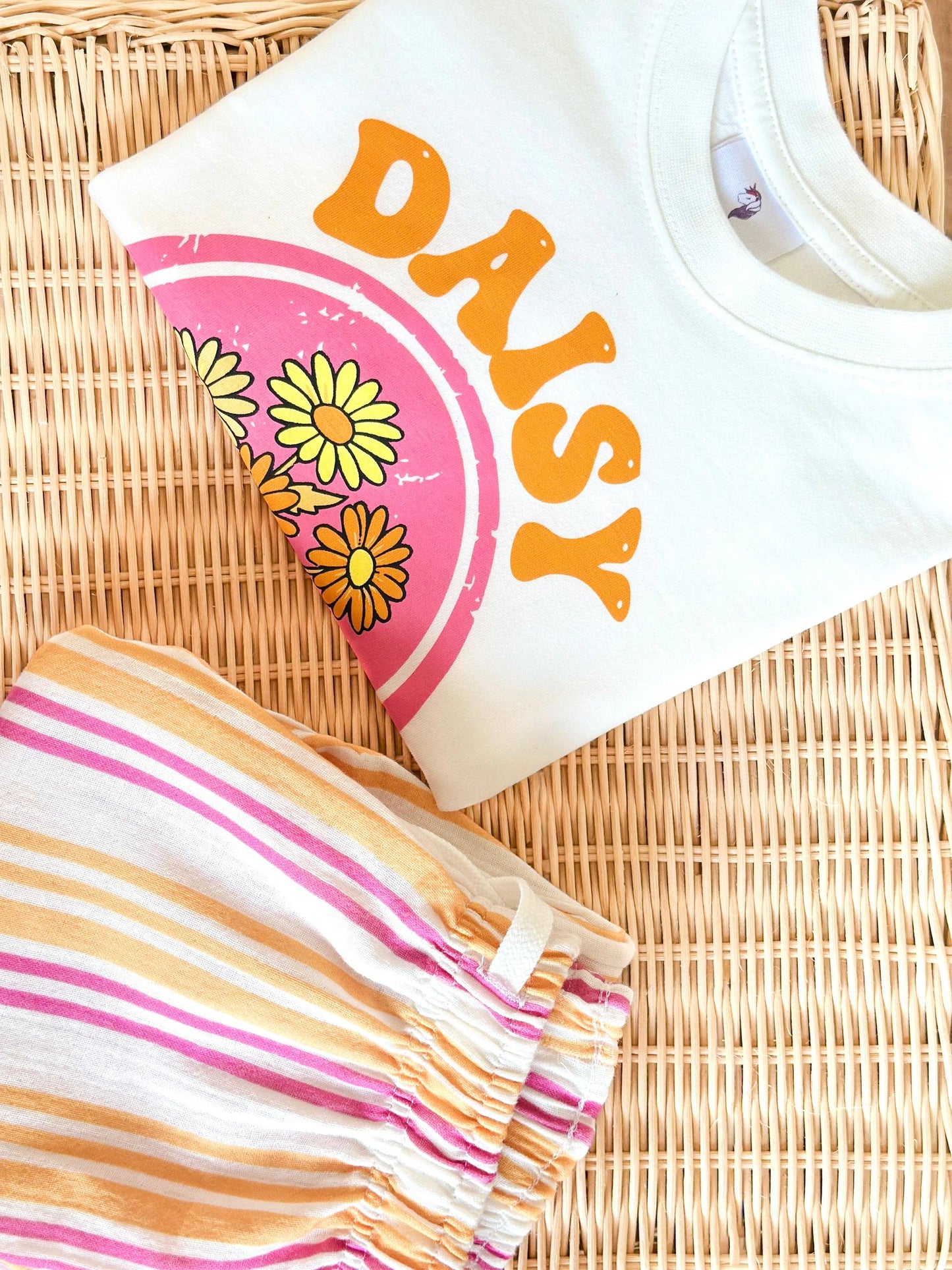 DAISY Pants & Tshirt Set - 2-8Y