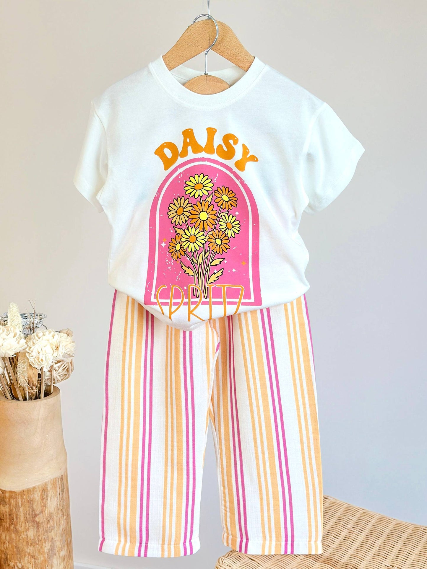 DAISY Pants & Tshirt Set - 2-8Y