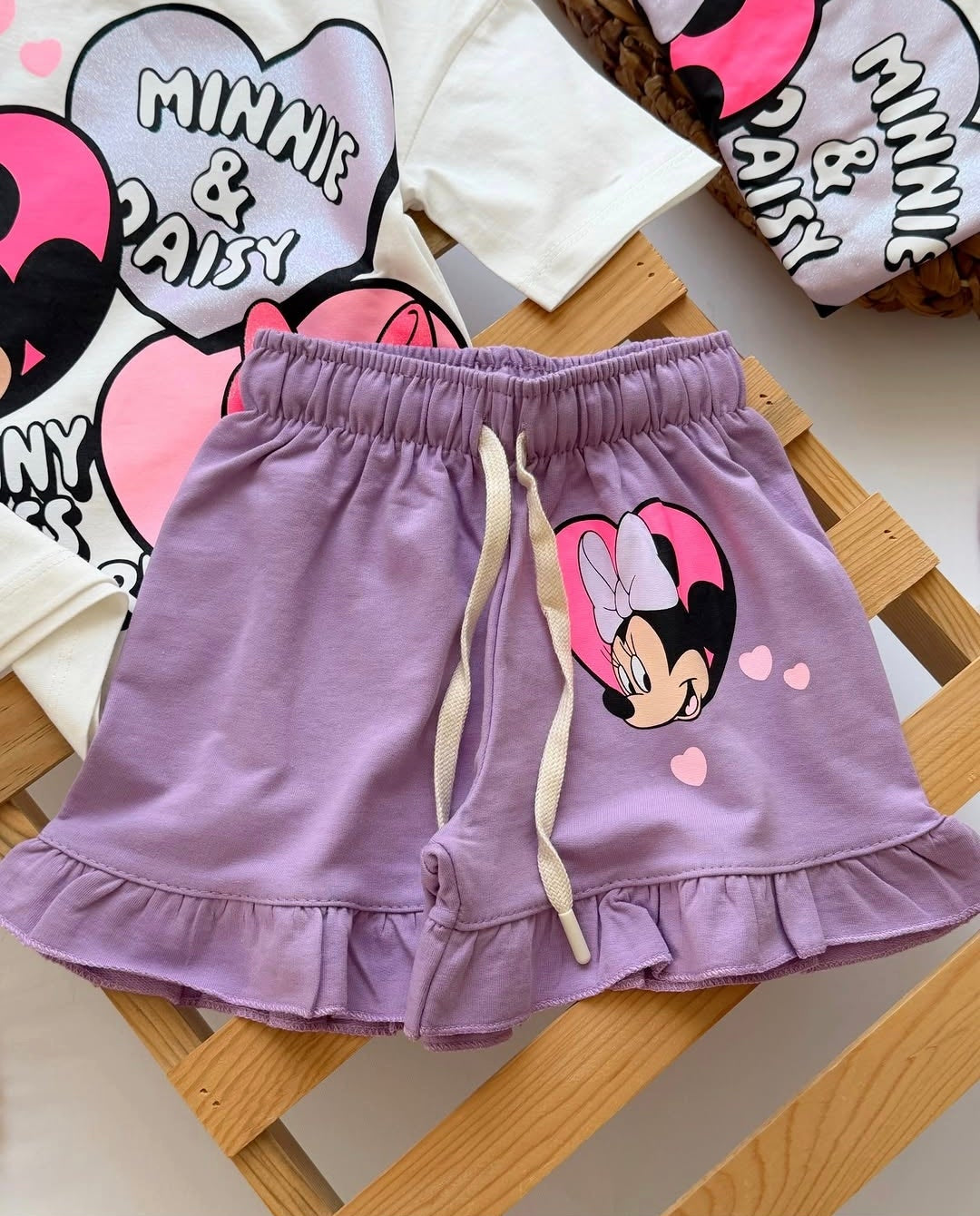 Minnie & Daisy Shorts & Tshirt Set - 2-8Y